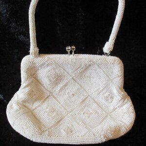 1950-60's White Beaded Handbag by Bag by Debbie/Japan w/Rhinestone Kiss Clasp